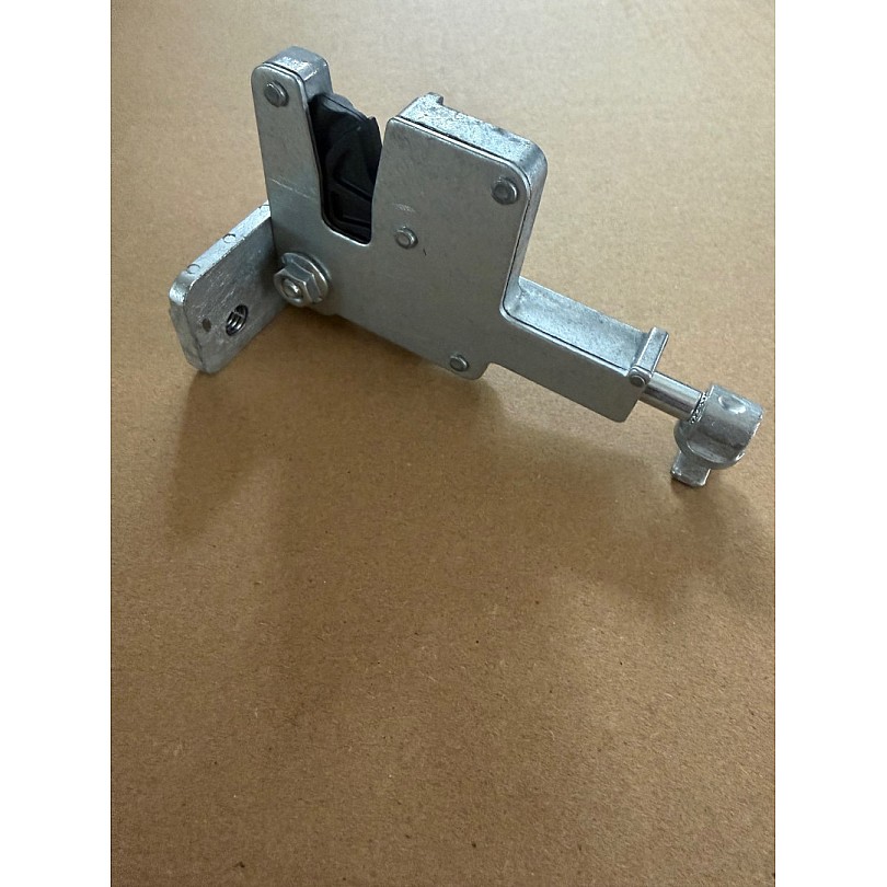 Hormann Retractable Double Door Bottom Latch and Bracket Assembly