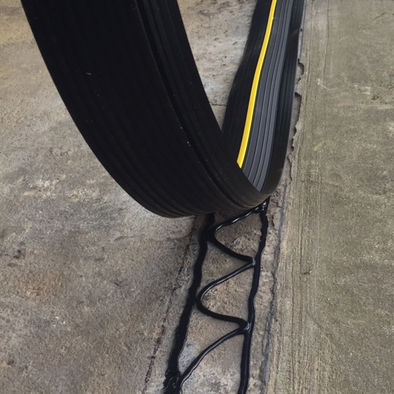 16.7mm Garage Door Weather Defender Floor Threshold Seal Kit